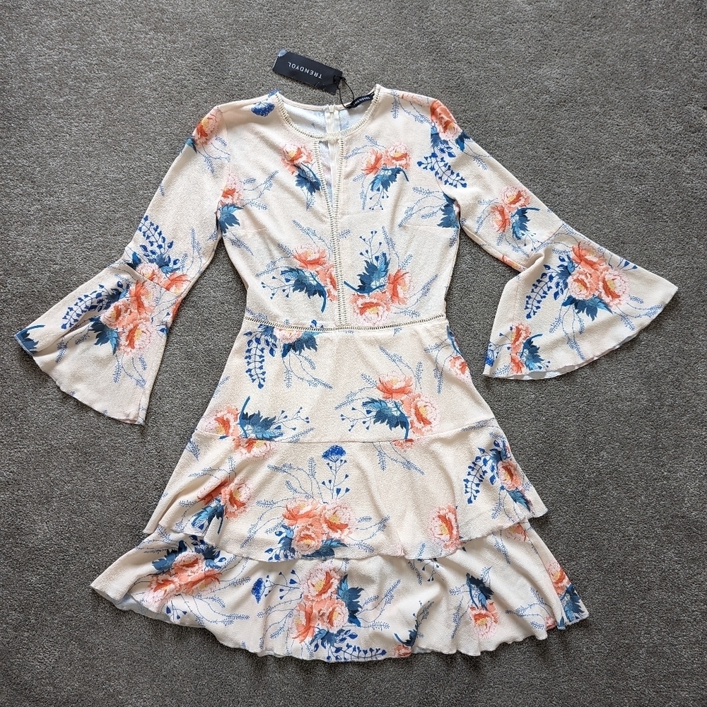 Trendyol multicolor floral tiered bell sleeve summer dress women's Small NEW